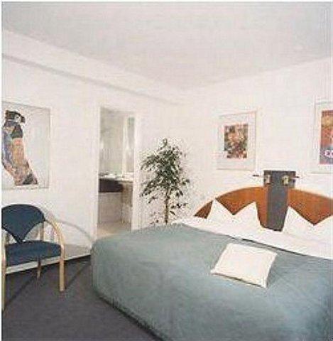 Hotel Am Hofgarten Dusseldorf Ruang foto
